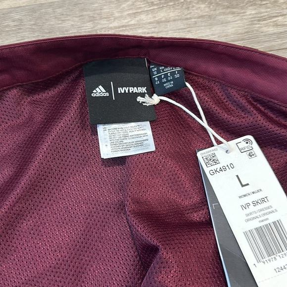 Adidas x IVY PARK skirt - Picture 3 of 4